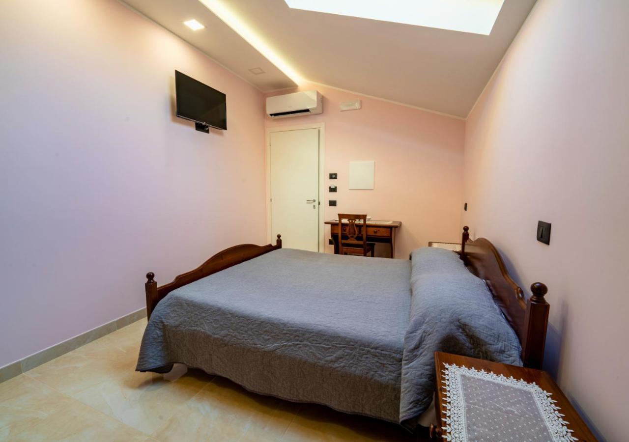 Villa Dei Cesari Bed & Breakfast Santa Maria La Carità Exteriör bild