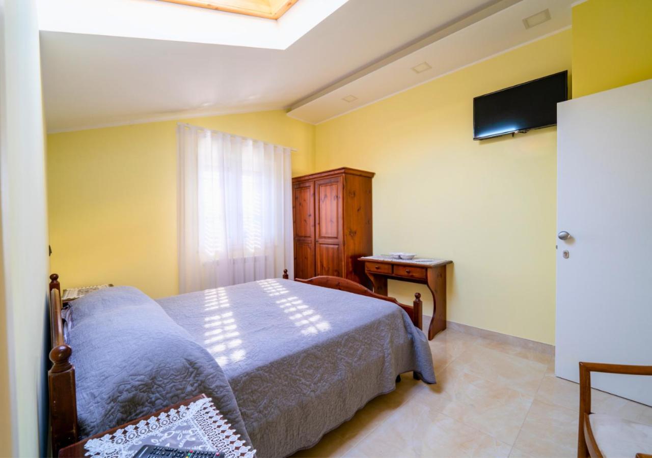 Villa Dei Cesari Bed & Breakfast Santa Maria La Carità Exteriör bild